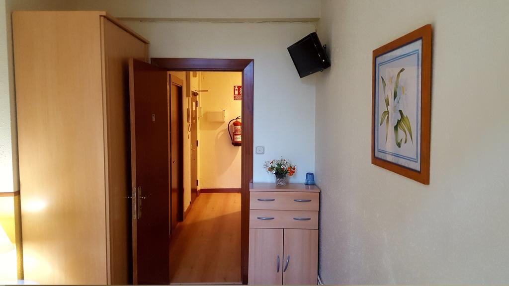Pension Ibai Сан-Себастьян Экстерьер фото